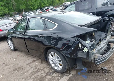 2019 Ford Fusion Energi Titanium из США, поврежденный, VIN 3FA6P0SU1KR285161